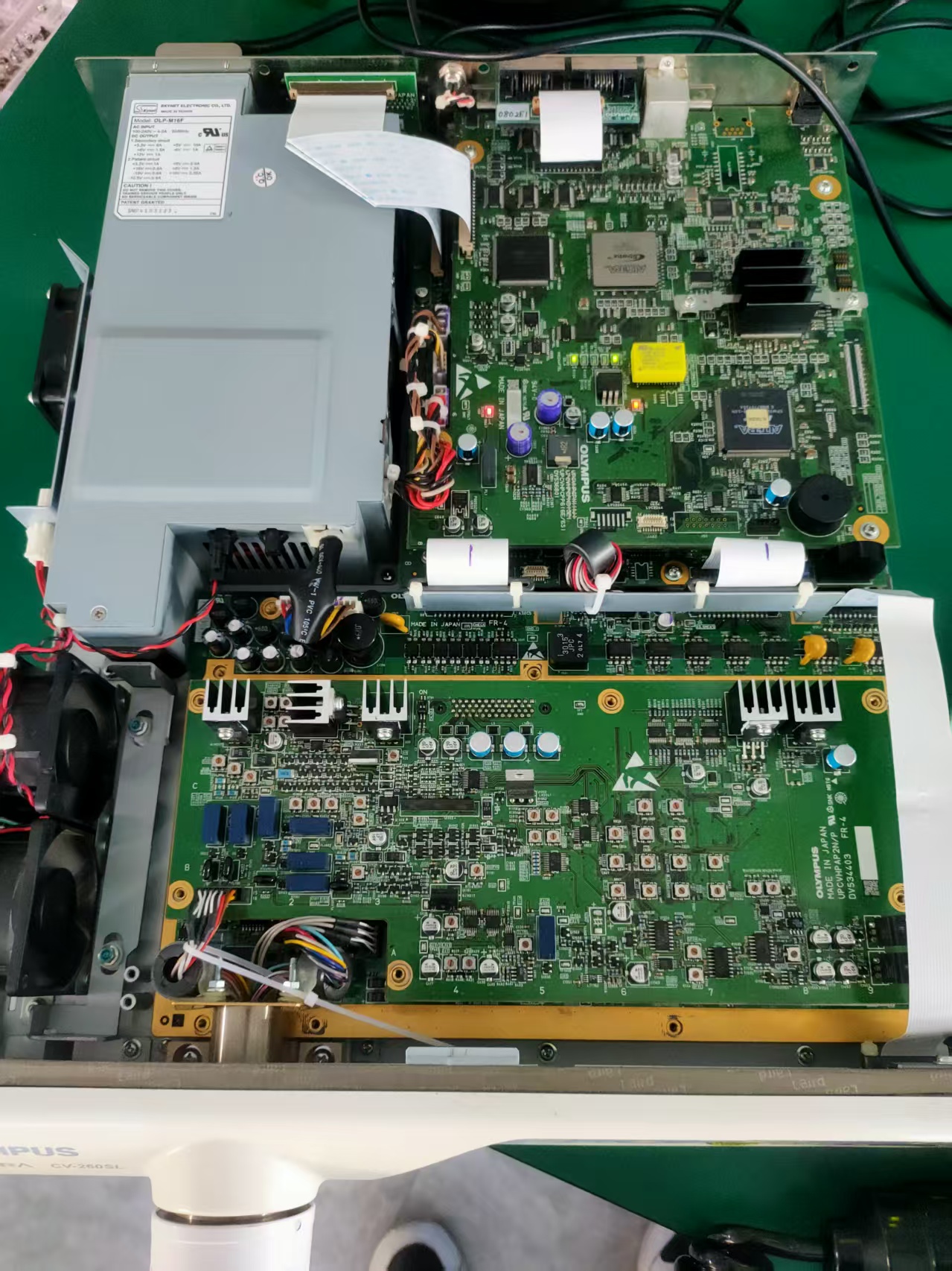 奥林巴斯CV-260SL使用中不定时花屏